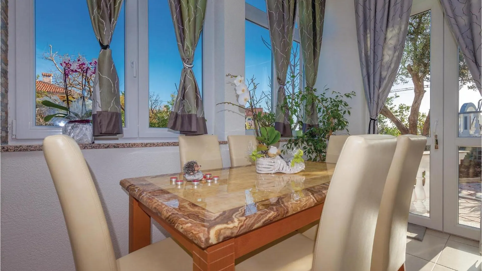 펜션 6 Bedroom Beautiful Home In 크리크베니카 크로아티아